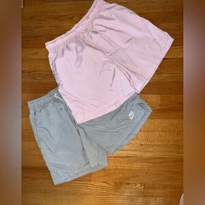 2 pairs Nike men’s club woven flow shorts 6” inseam size medium
